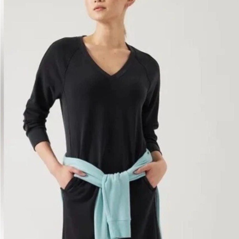 Athleta Seasoft Black Long Sleeve Dress